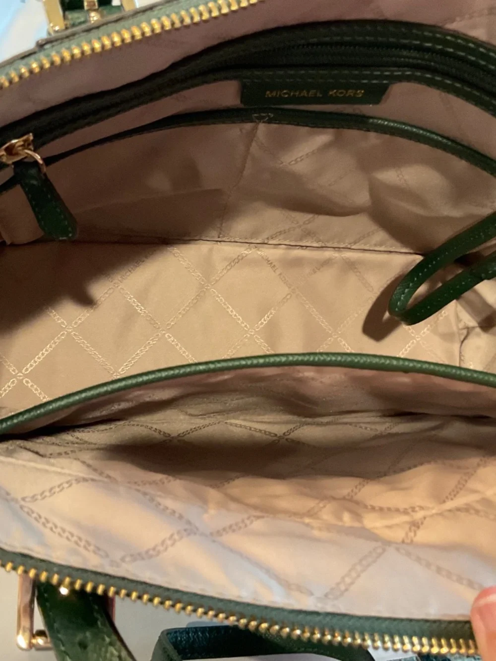 Michael Kors Jetset Moss Green Saffiano leather tote - Picture 7 of 8